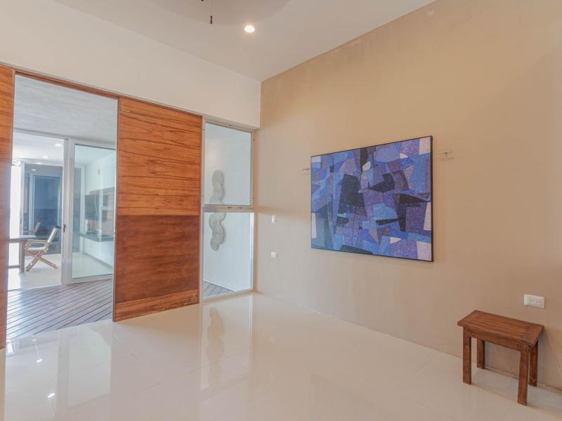 Penthouse Coral Blu